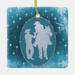 Cowboy Cowgirl Horse Romantic Kerstmis Keramisch Ornament<br><div class="desc">Cowboy Cowgirl Horse Romantic Kerstmis en sneeuwscène keramisch Ornament</div>