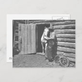 Cowboy die een brief leest. briefkaart (Voorkant / Achterkant)