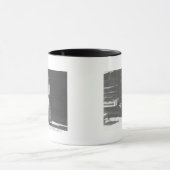 Cowboy die eet van een Peter Pan pindakaas kan. Mok (Midden)