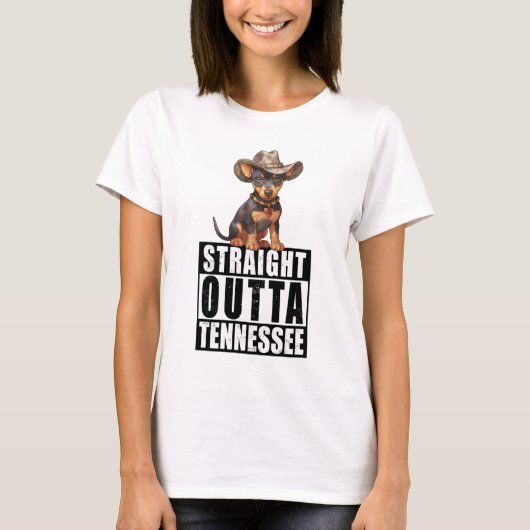 Cowboy Doberman Pinscher Straight Outta Tennessee T-shirt (Voorkant)