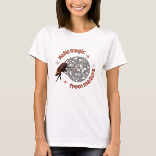 Cowboy Dung Beetle - Maken van magie uit mest T-shirt