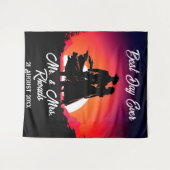 Cowboy en bruid bij Sundown Bruiloft Wandkleed (Voorkant (horizontaal))