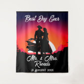 Cowboy en bruid bij Sundown Bruiloft Wandkleed (Voorkant)