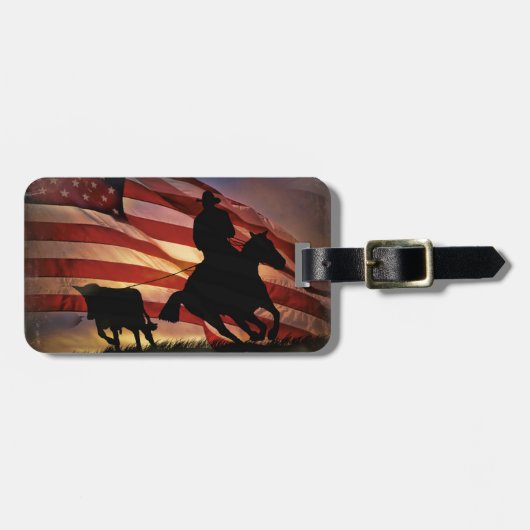 Cowboy en Steer Roping met Amerikaanse vlag Bagagelabel (Voorkant horizontaal)