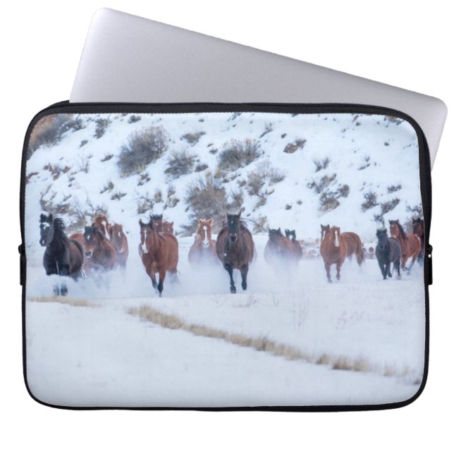 Cowboy Horse Drive | Hideout Ranch Shell, Wyoming Laptop Sleeve (Voorkant)
