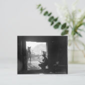 Cowboy in een deur met paarden briefkaart (Staand voorkant)