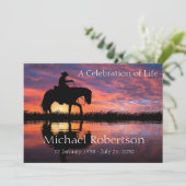 Cowboy Rides Horse bij Sunset Celebration of Life Kaart (Staand voorkant)