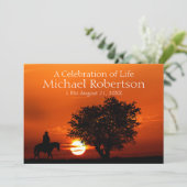 Cowboy Rides Horse bij zonnige viering van het lev Kaart (Staand voorkant)