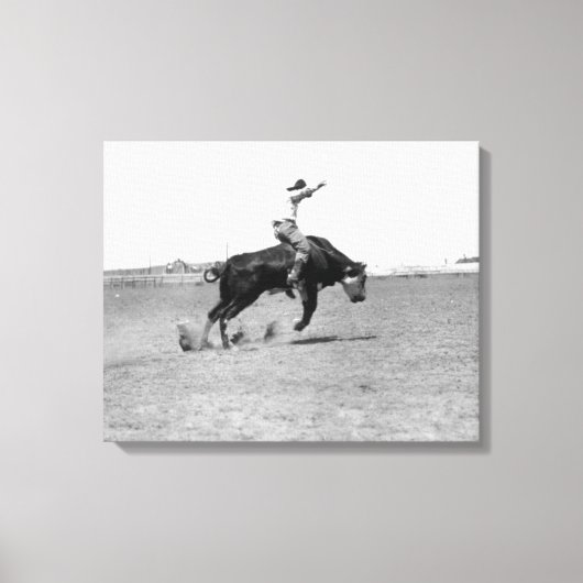 Cowboy Riding a Bucking Bull Canvas Afdruk (Voorkant)