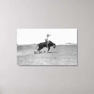 Cowboy Riding a Bucking Bull Canvas Afdruk