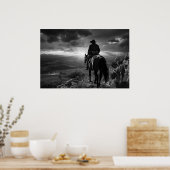 Cowboy te paard bij zonsondergang B&W foto Poster (Keuken)