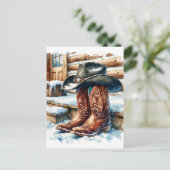 Cowboylaarzen op de veranda op een winterdag feestdagenkaart (Staand voorkant)