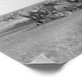 Cowboys die rond de foto van Chuckwagon zitten Poster (Hoek)