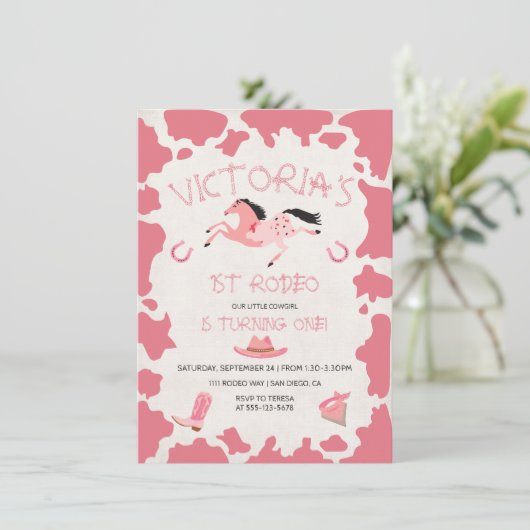 Cowgirl 1ste rodeo Koe van Birthday Party Kaart (Staand voorkant)