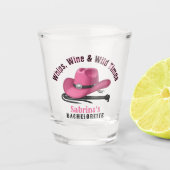 Cowgirl Bachelorette Party Zweeps Wijn & Wilde Tij Shot Glas (Voorkant)