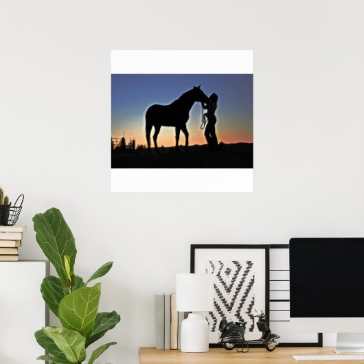 Cowgirl en Horse Sunset Poster (Thuiskantoor)