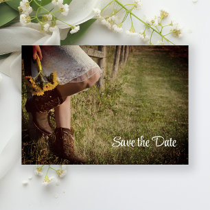 Cowgirl en zonnebloemen Western Save the Date Kaart