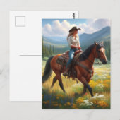 Cowgirl rijdt paard door wilde bloemen ansichtkaar briefkaart (Voorkant / Achterkant)