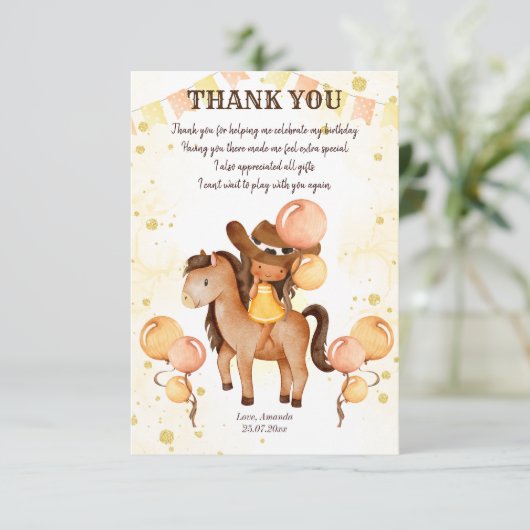 Cowgirl saddle op verjaardagsfeestje bedankt (Staand voorkant)