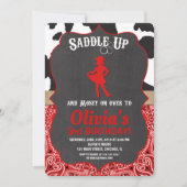 Cowgirl verjaardagsuitnodiging zwart rood koeienpr kaart (Voorkant)