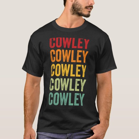 Cowley County Kansas Rainbow Text Design T-shirt (Voorkant)