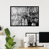 Coyote Hunter Amid Over 60 Pelts 1913 Poster (Thuiskantoor)