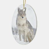 Coyote in sneeuw bij Yellowstone Keramisch Ornament (Links)
