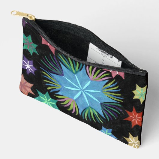 CozmicNinjaStar op een accessoiretas Etui (Open)