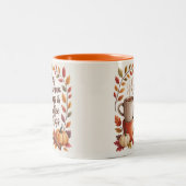 Cozy Autumn Hugs and Coffee mugs leaves Tweekleurige Koffiemok (Center)