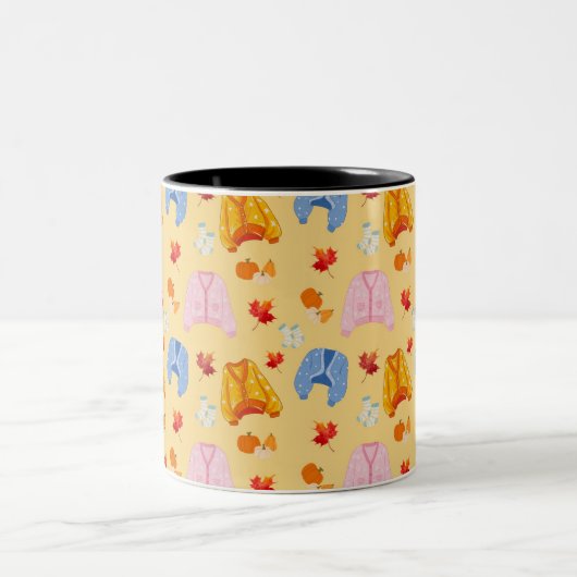 Cozy Autumn Sweater Pattern Tweekleurige Koffiemok (Center)