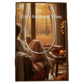 Cozy Autumn Vibes | Personalized Fall Cabin Window Medium Cadeauzakje (Voorkant)
