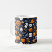 Cozy Black Background Ghost & Pumpkin All-Over Pat Koffiemok (Voorkant links)
