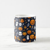 Cozy Black Background Ghost & Pumpkin All-Over Pat Koffiemok (Center)