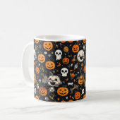 Cozy Black Background Ghost & Pumpkin All-Over Pat Koffiemok (Voorkant links)