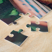 Cozy Cat Sleeping in Garden on Bench Legpuzzel (Zijkant)