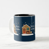"Cozy Christmas Cabin with Warm Wishes" Tweekleurige Koffiemok (Voorkant links)