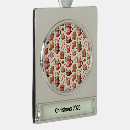 Cozy Christmas Cocoa and Gingerbread Pattern Verzilverd Banner Ornament (Rechts)