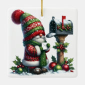Cozy Christmas Gnome Art – Festive Holiday Keramisch Ornament (Achterkant)