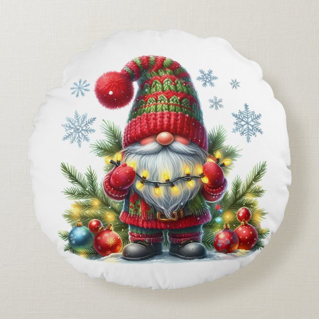 Cozy Christmas Gnome Art – Festive Holiday Rond Kussen (Voorkant)