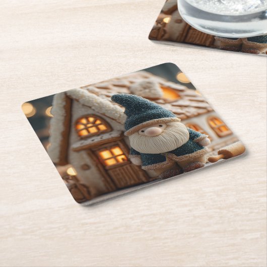 Cozy Christmas Gnome with Gingerbread House Kartonnen Onderzetters (Schuin)