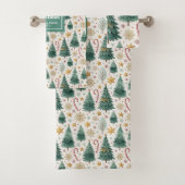 Cozy Christmas trees red green holiday bath towel Bad Handdoek (Insitu)