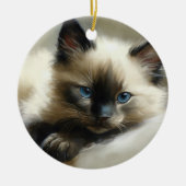 Cozy Companion Siamese Kitten Keramisch Ornament (Voorkant)