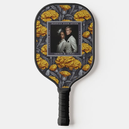 Cozy Custom Carnation Accent Mountain Wedding Pickleball Paddle (Achterkant)