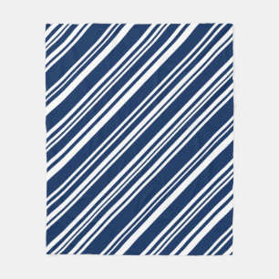 Cozy Diagonal Indigo en White Stripes Fleece Deken