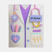 Cozy Doctor Blanket – Heart & Healing Design Fleece Deken (Voorkant)