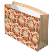 Cozy Fall Candle with Maple Leaves | Autumn Design Groot Cadeauzakje (Achterkant Gekanteld)