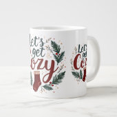 Cozy Holiday Pine Berry Lettering Grote Koffiekop (Voorkant rechts)