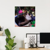 Cozy kerstkat onder boom poster (Thuiskantoor)