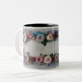 Cozy Knit Rose Border Two-Tone Mug  Tweekleurige Koffiemok (Voorkant links)