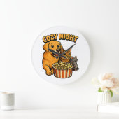 Cozy Night Movie Time – Cute Dog,Cat,Mouse Popcorn Grote Klok (Huis)